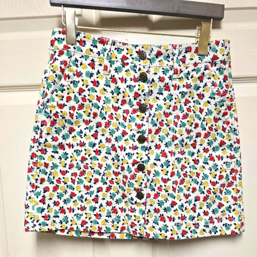 J Crew Mercantile Wmn's Sz 0 White Floral Button Front Mini Stretch Skirt New